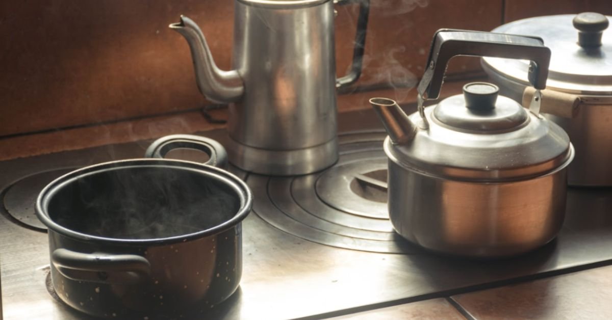 How to Organize Pots and Pans in a Cabinet